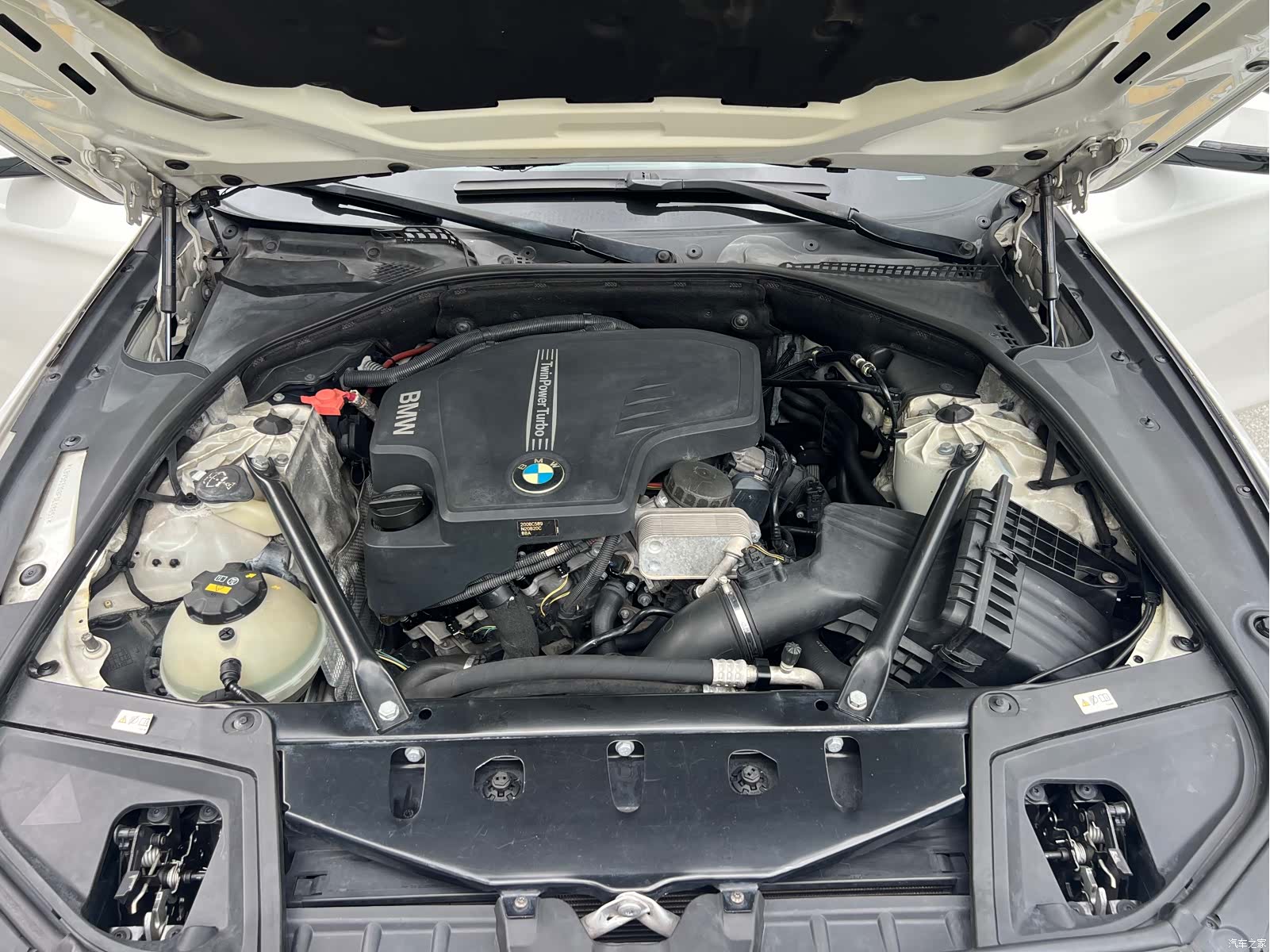 BMW 5 Series, 2015 17
