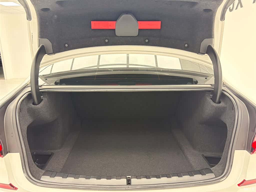 BMW 3 Series, 2022 12