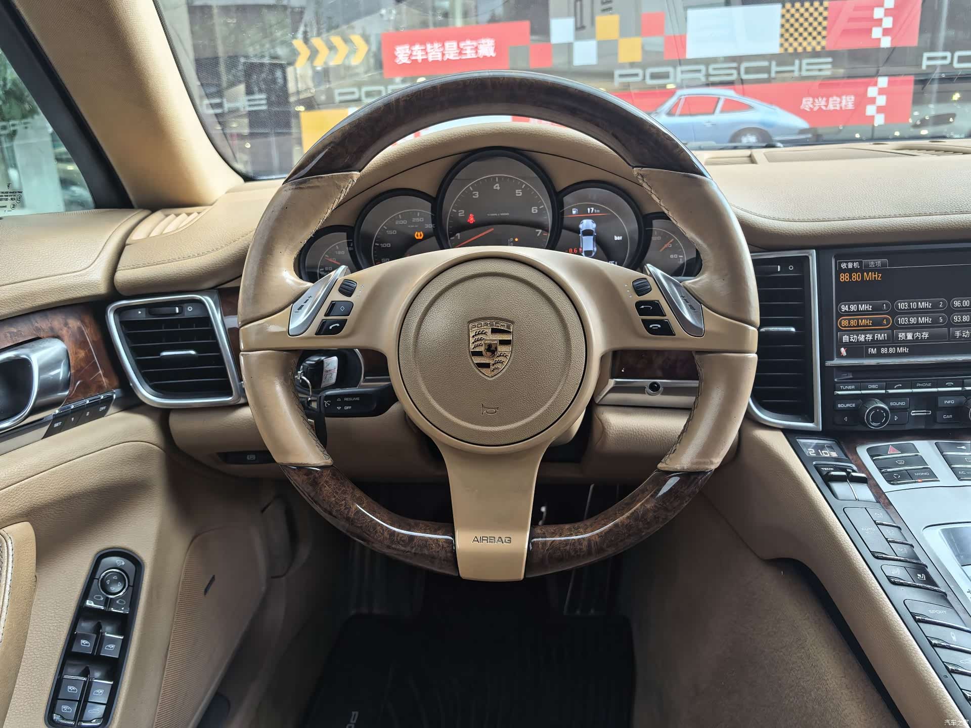 Porsche Panamera, 2011 все фото