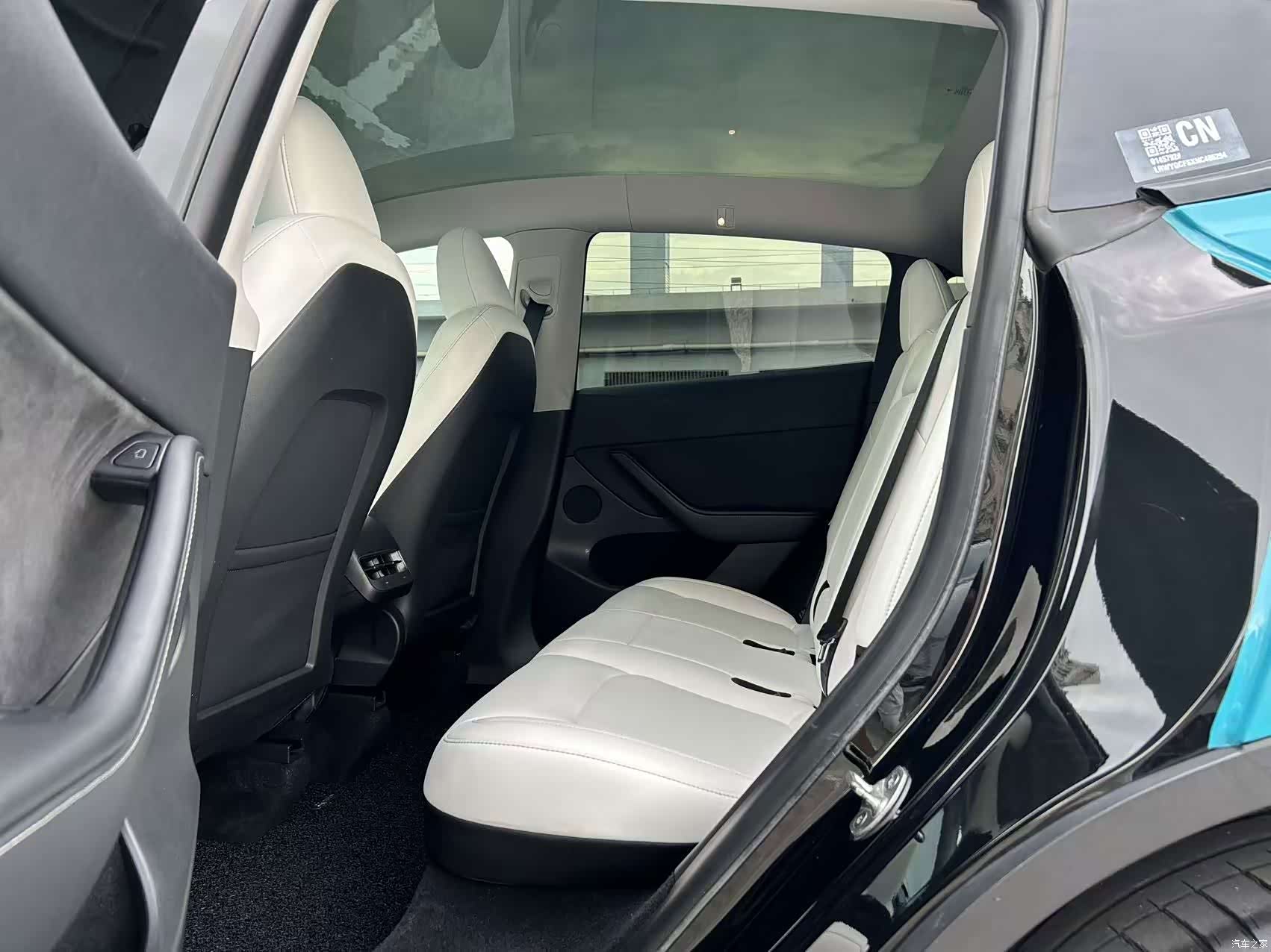 Tesla Model Y, 2022 6