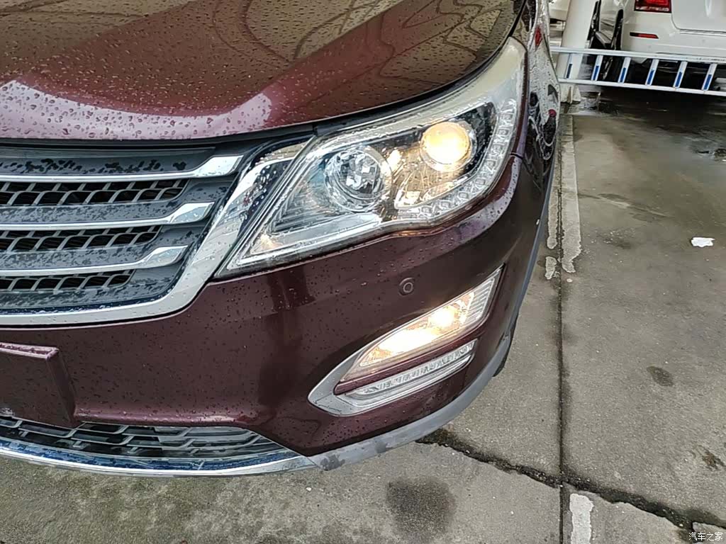 Wuling 560, 2016 24