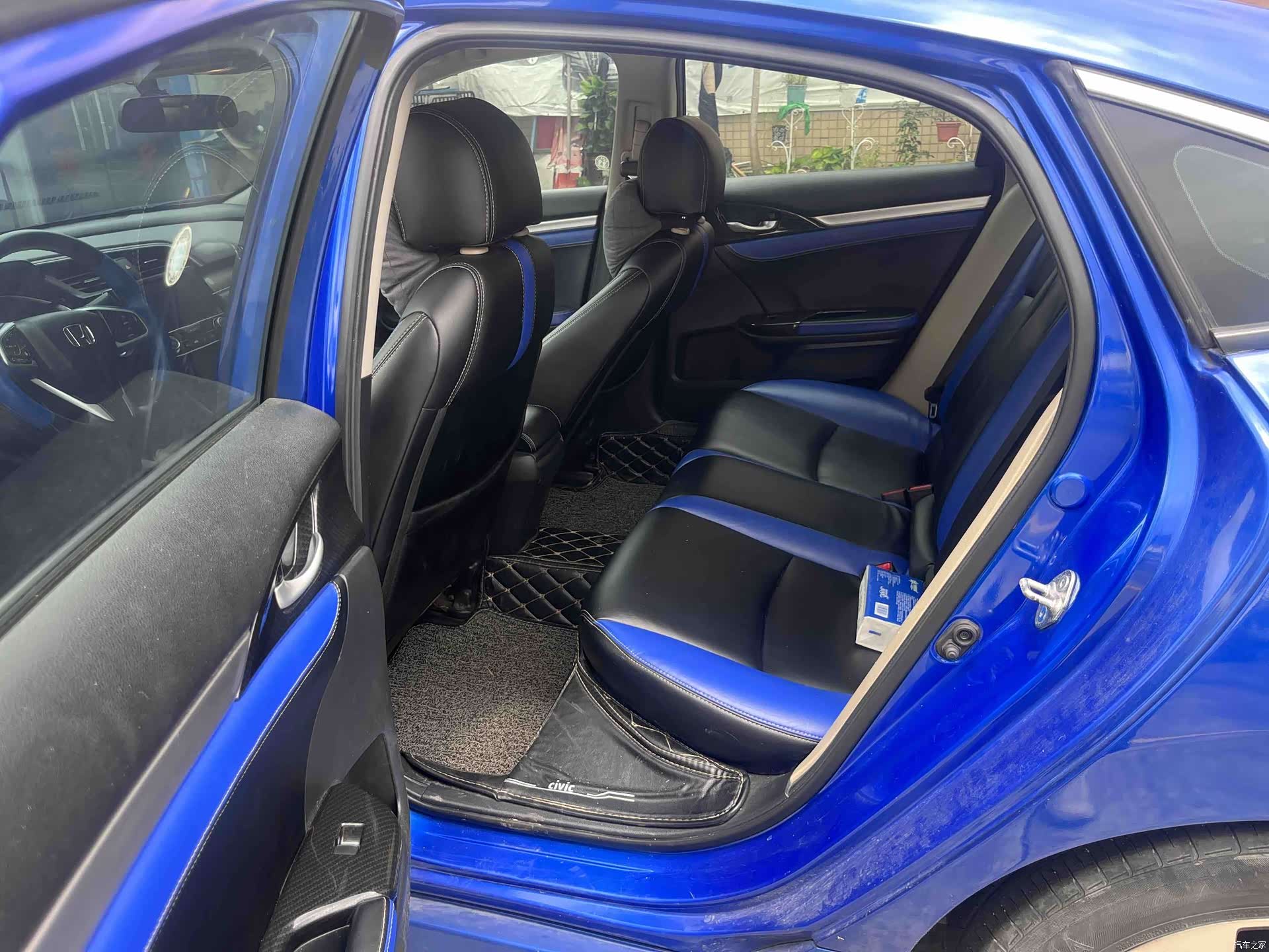Honda Civic, 2018 все фото