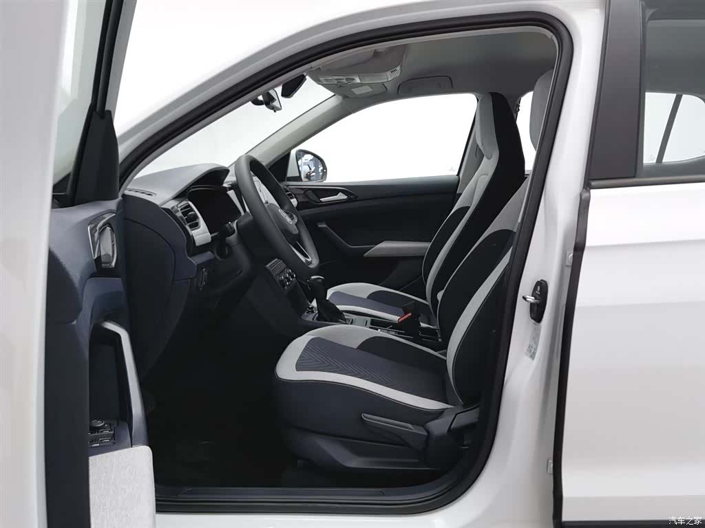 Volkswagen Tharu, 2024 10