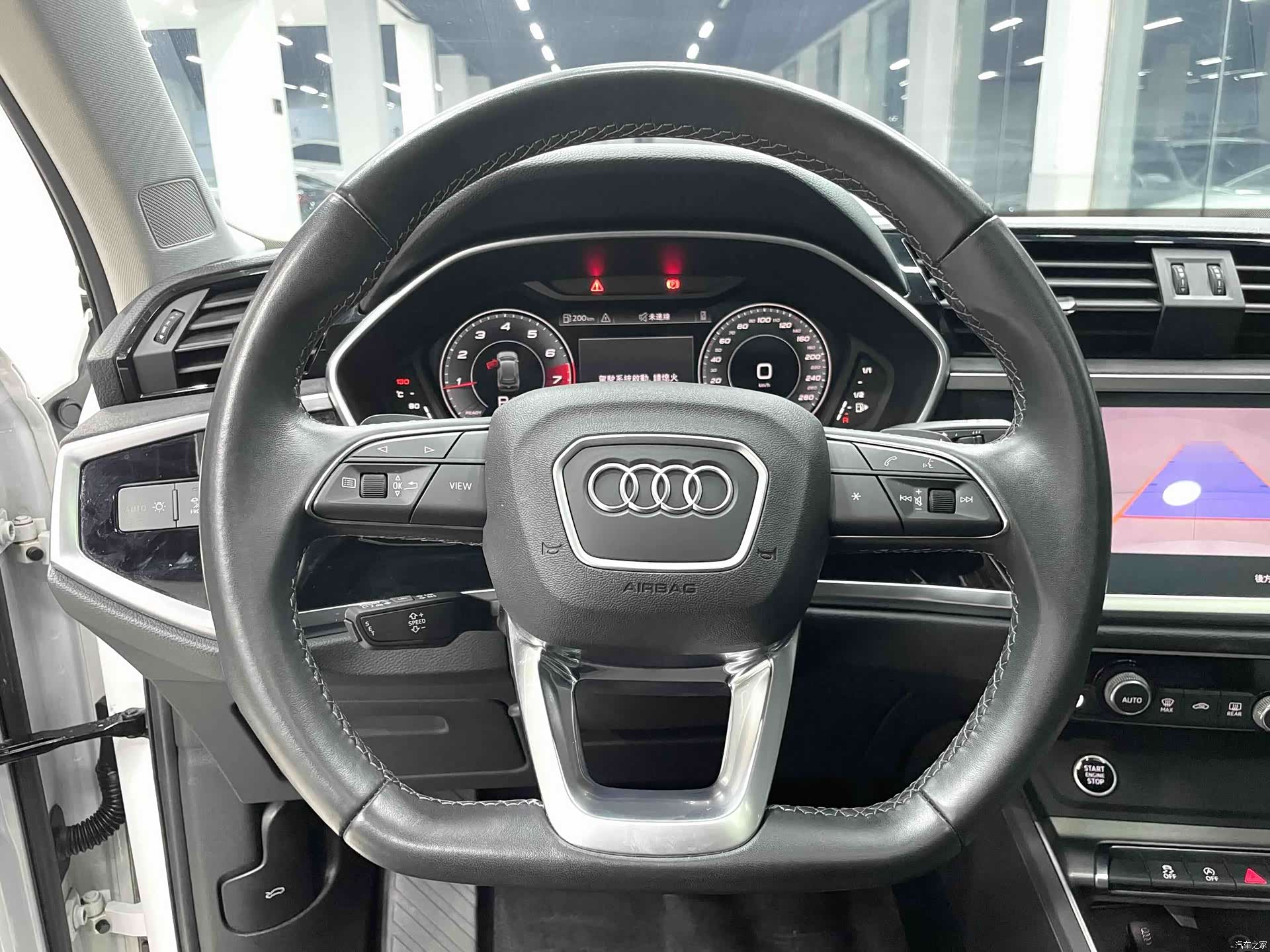 Audi Q3, 2022 8