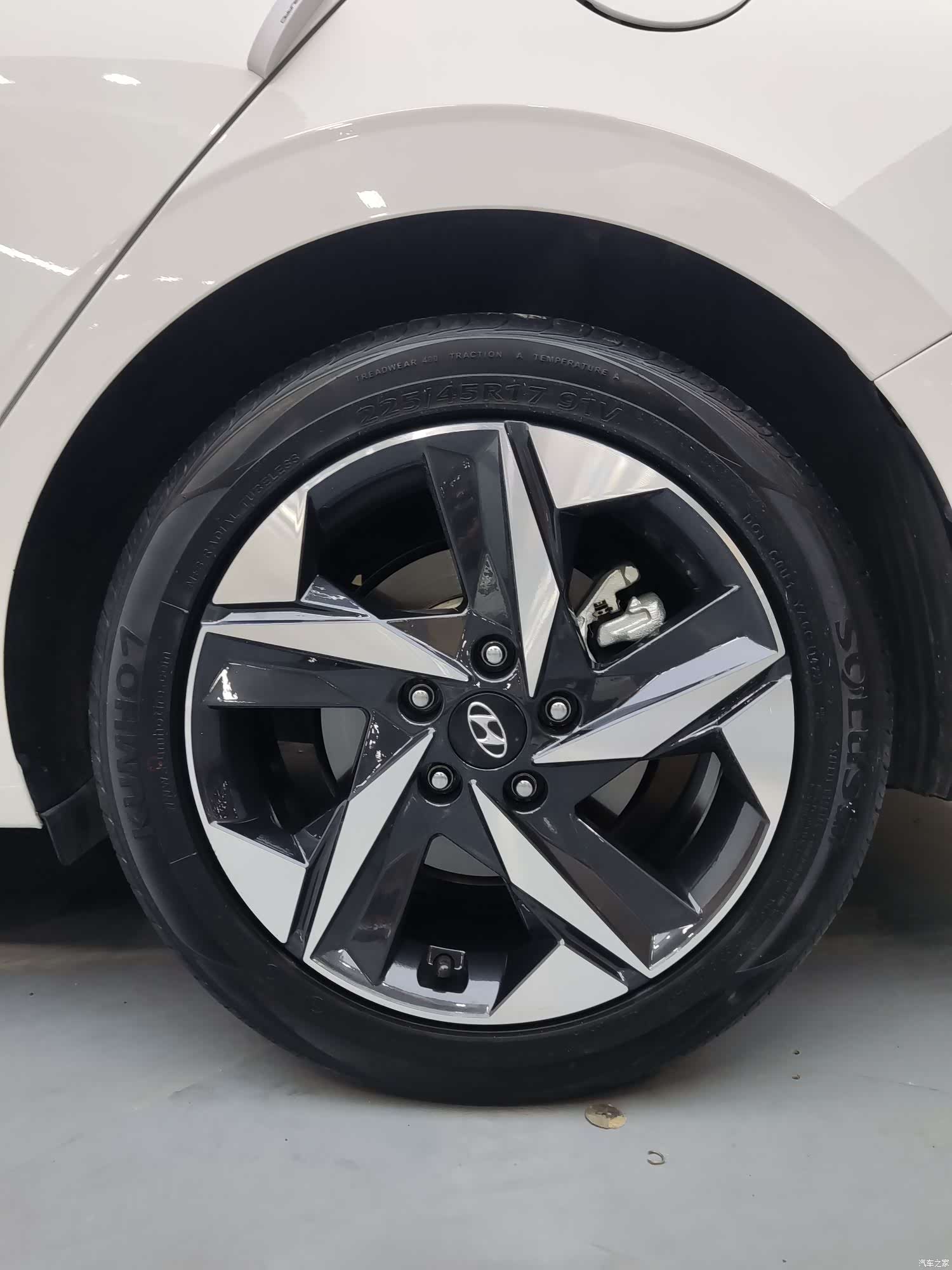 Hyundai Elantra, 2022 14
