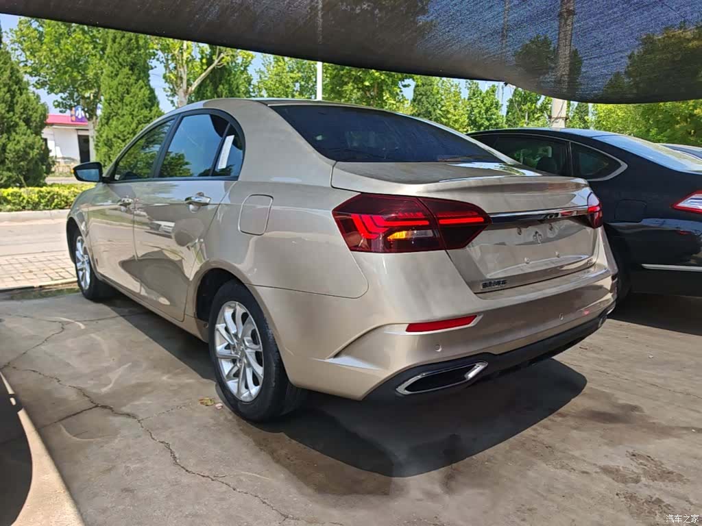 Geely Emgrand, 2021 все фото
