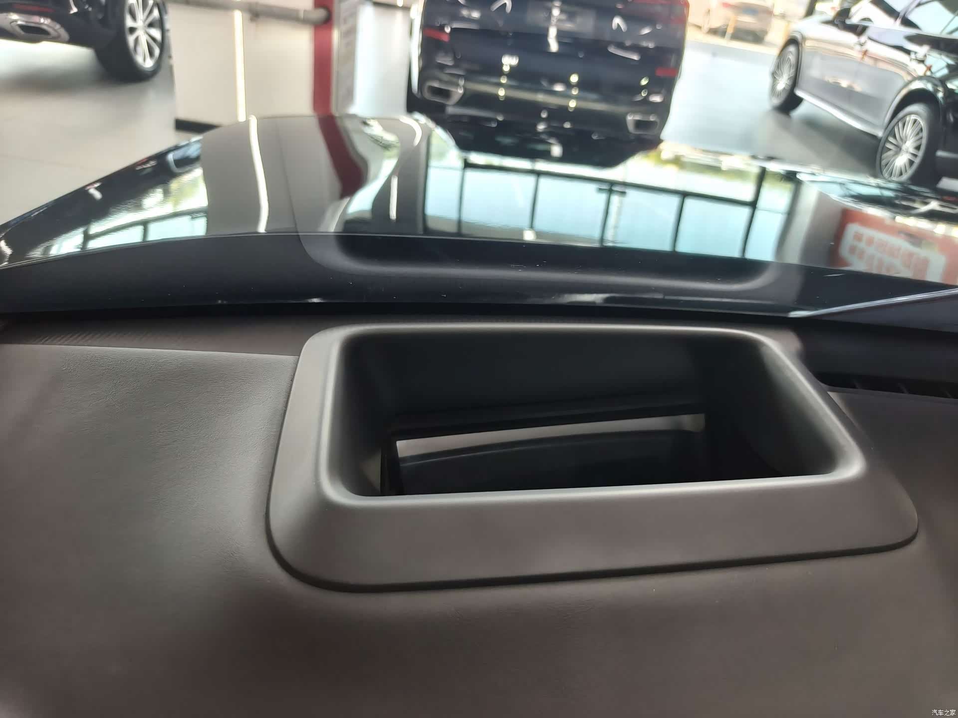 Li Auto L9, 2023 15