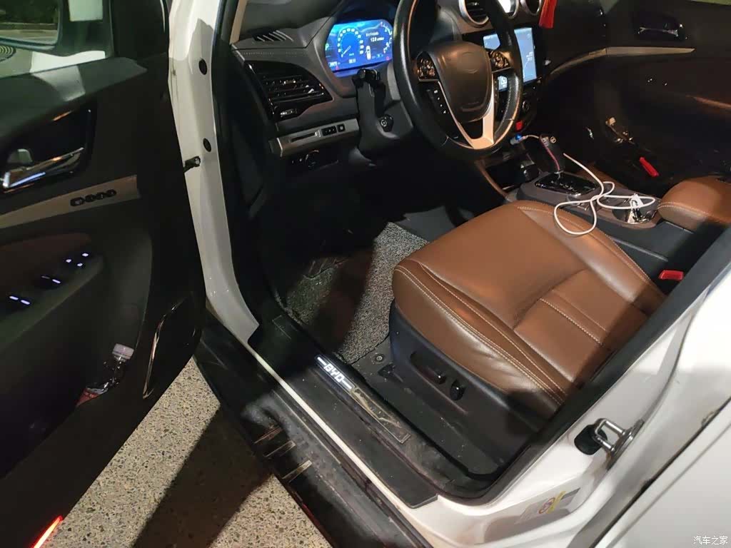 BYD S7, 2015 13