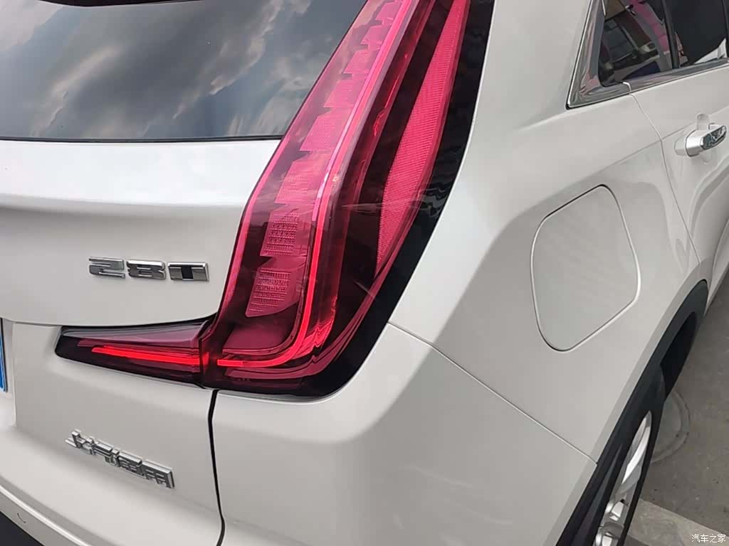 Cadillac XT4, 2021 8