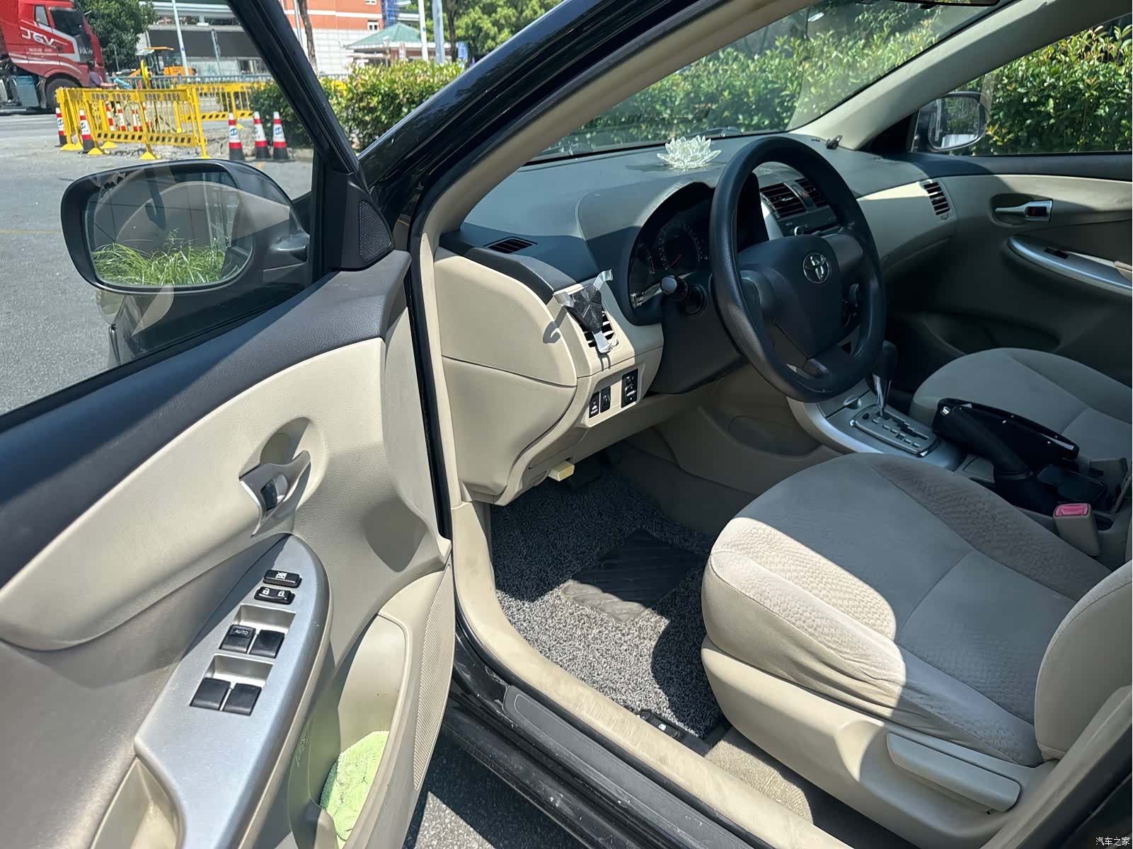 Toyota Corolla, 2013 8