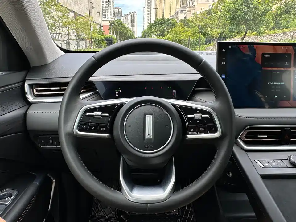 Weipai Latte DHT-PHEV