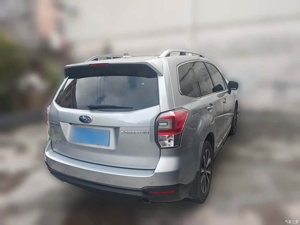 Subaru Forester, 2017 все фото