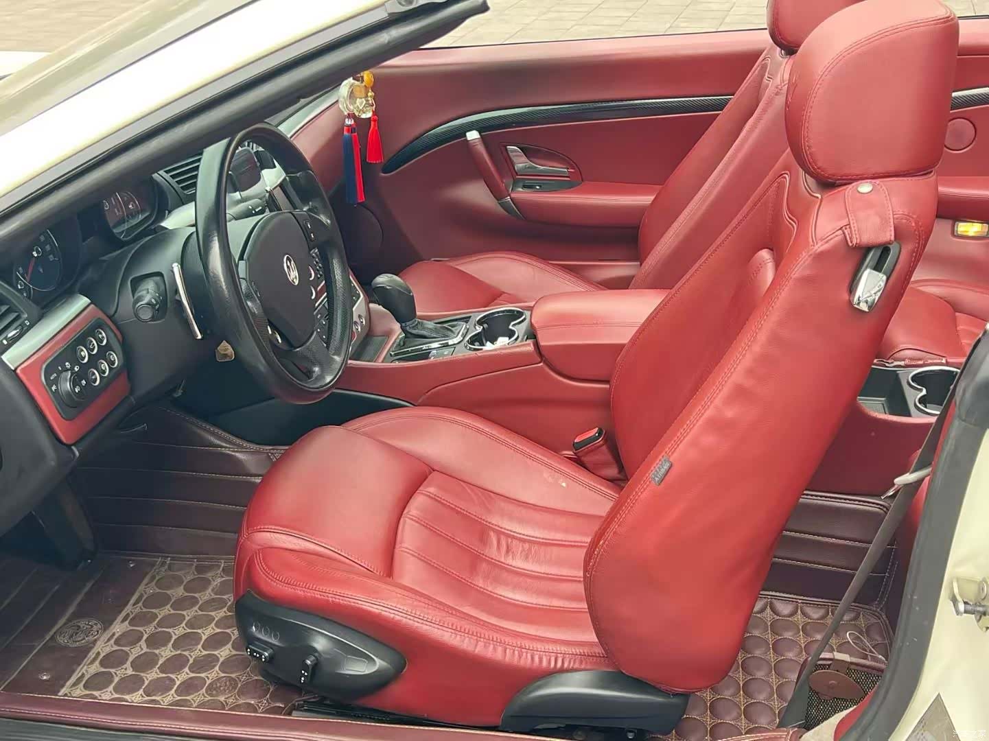Maserati GranCabrio, 2011 3