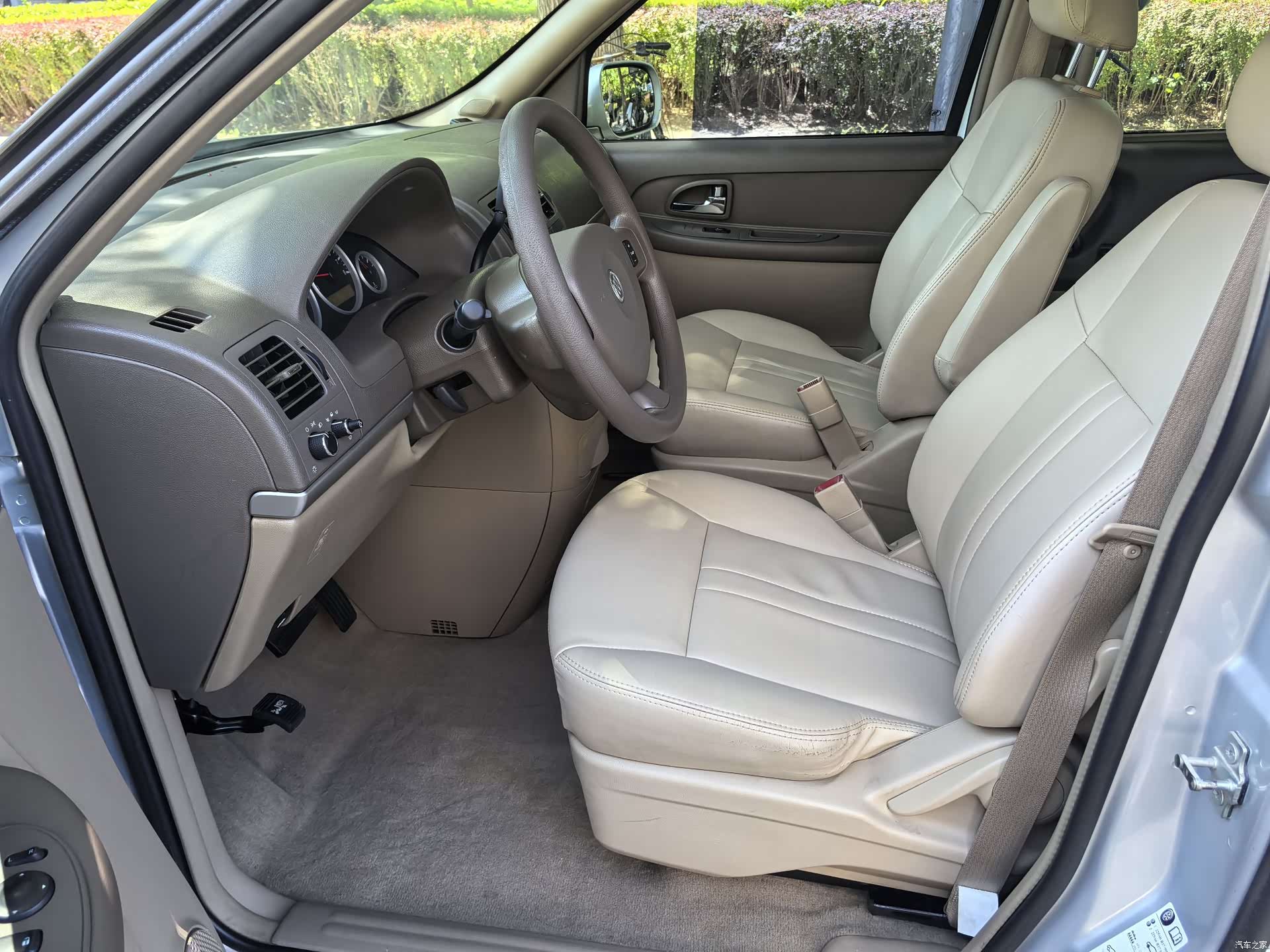 Buick GL8, 2014 21