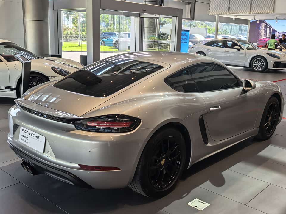 Porsche 718