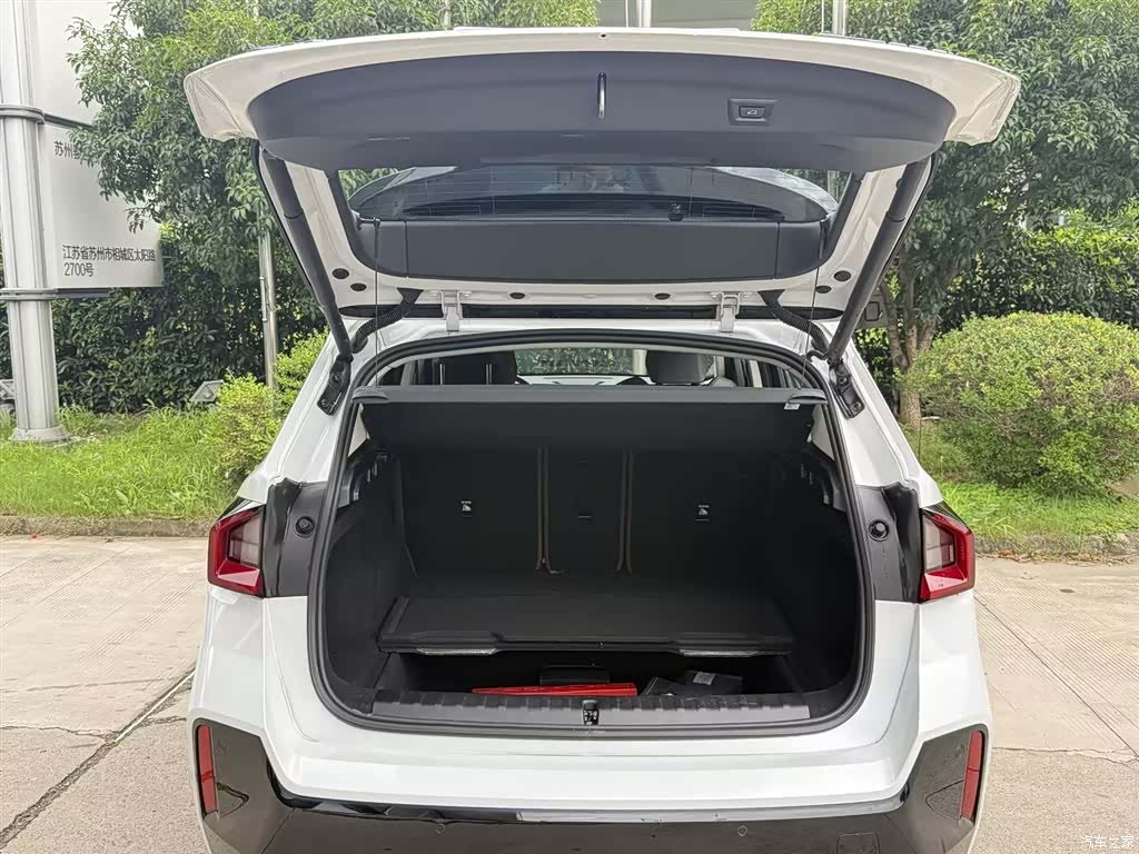 BMW X1, 2025 9