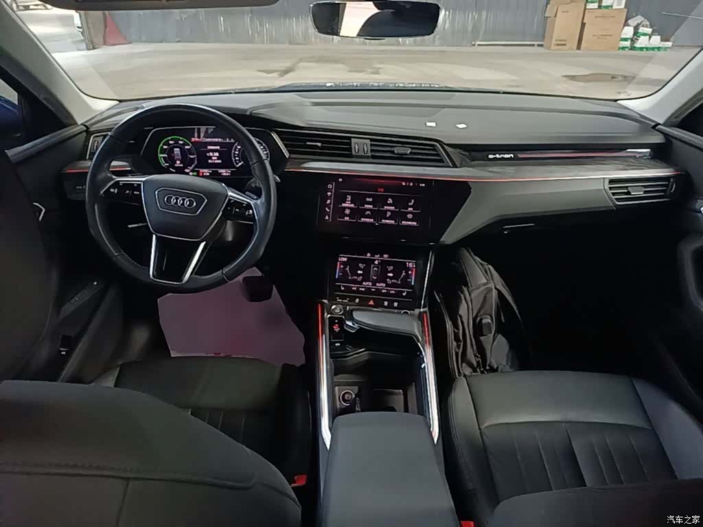 Audi e-tron, 2020 10