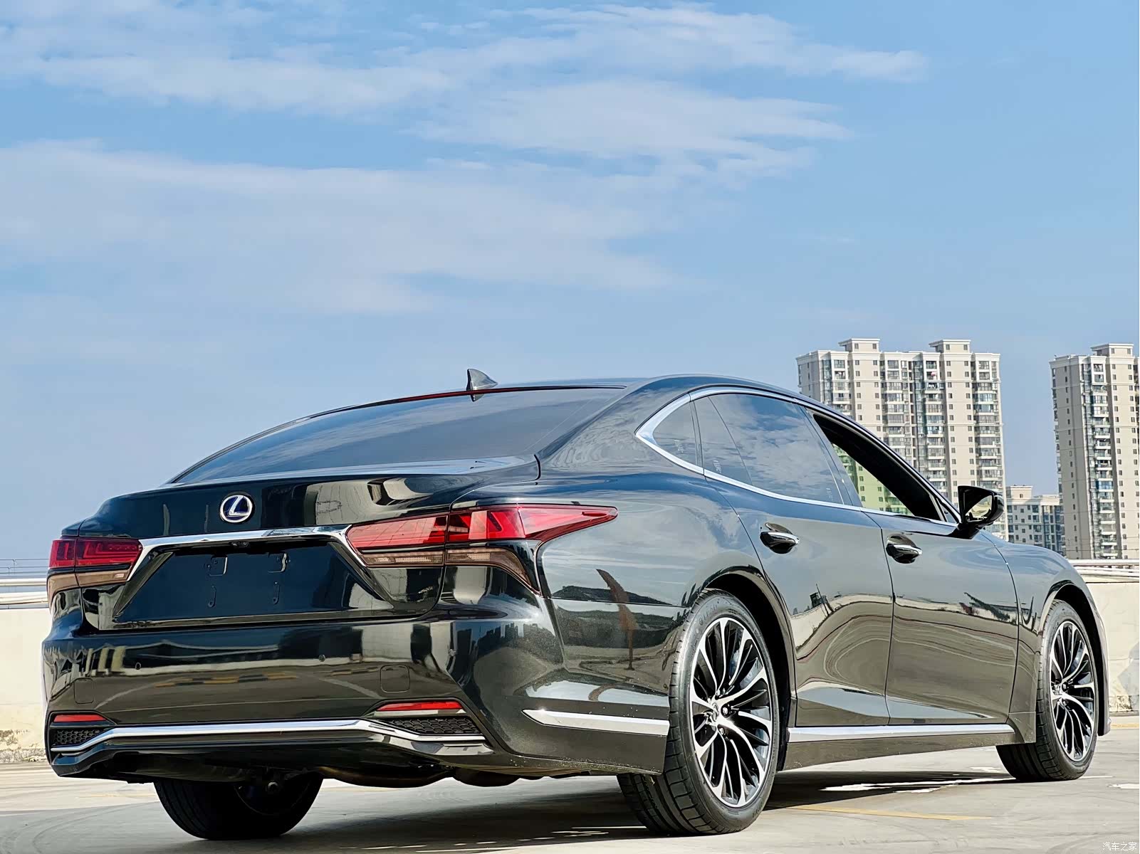 Lexus LS, 2021 13