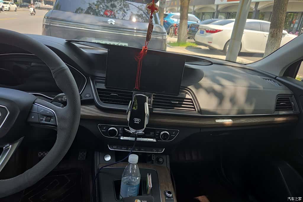 Audi Q5L, 2022 13
