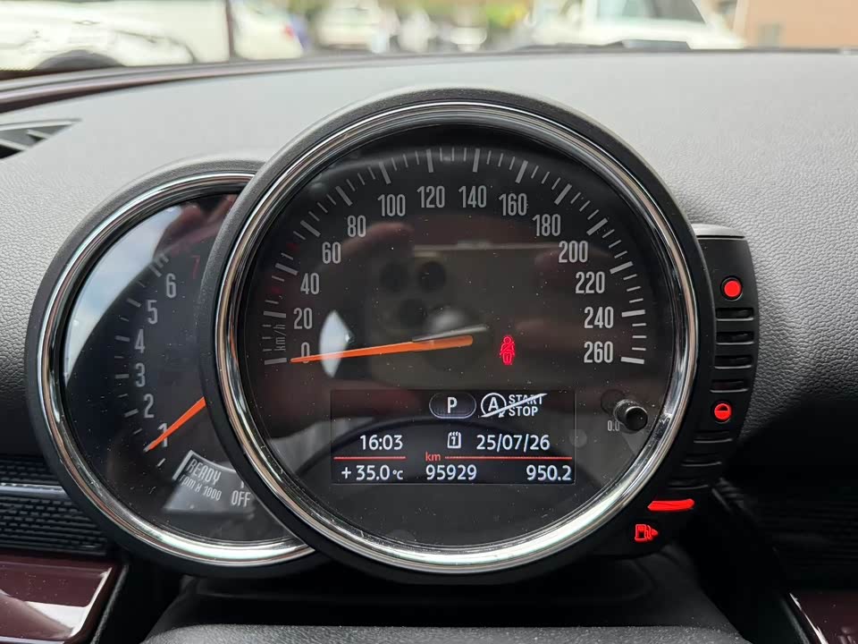 MINI CLUBMAN