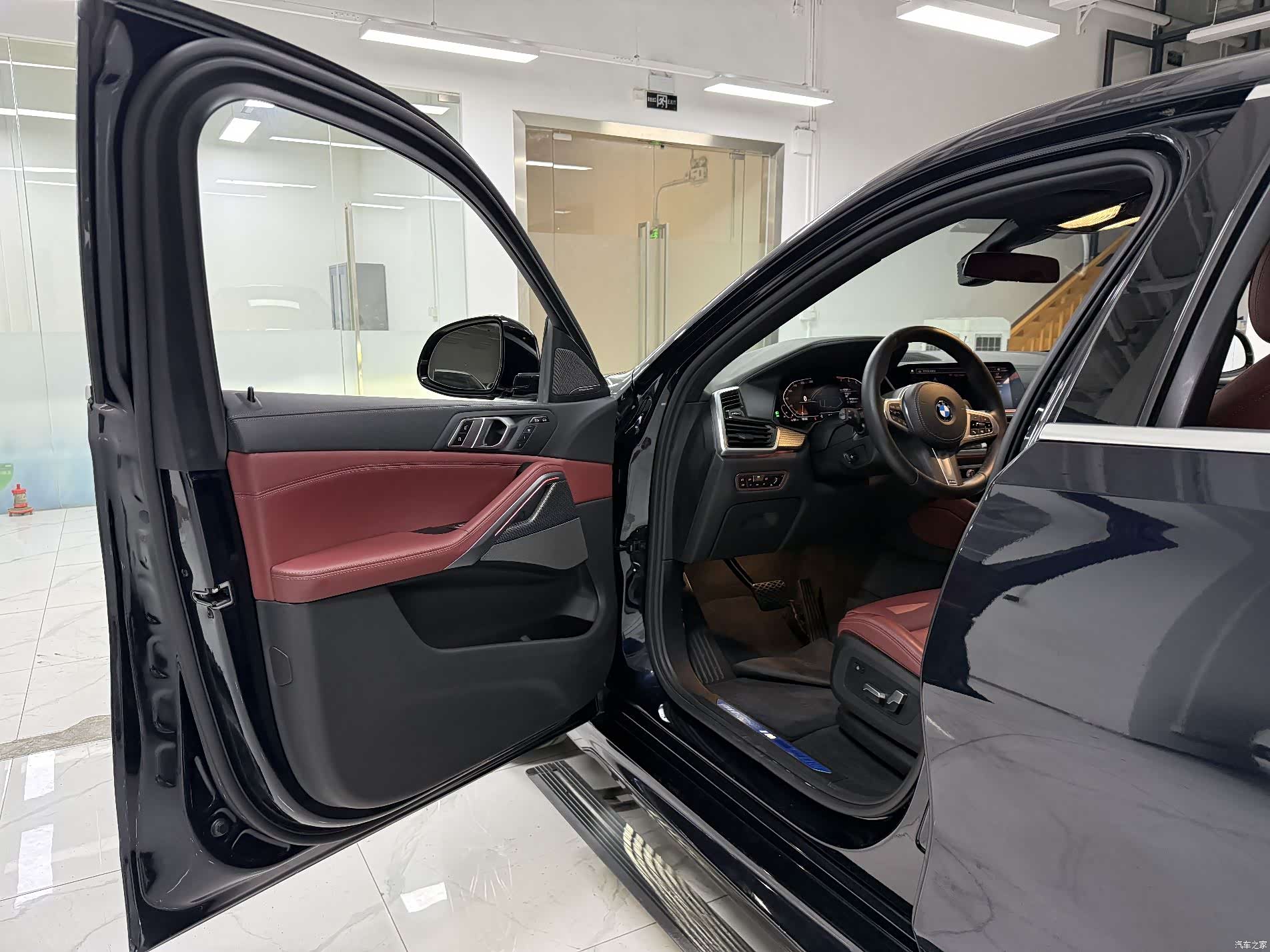 BMW X6, 2021 9