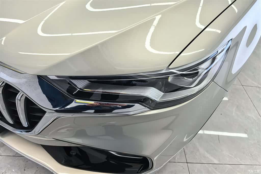 Hongqi HS5, 2020 все фото