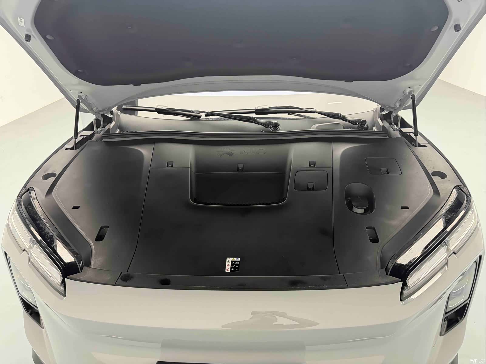 NIO EC6, 2025 14