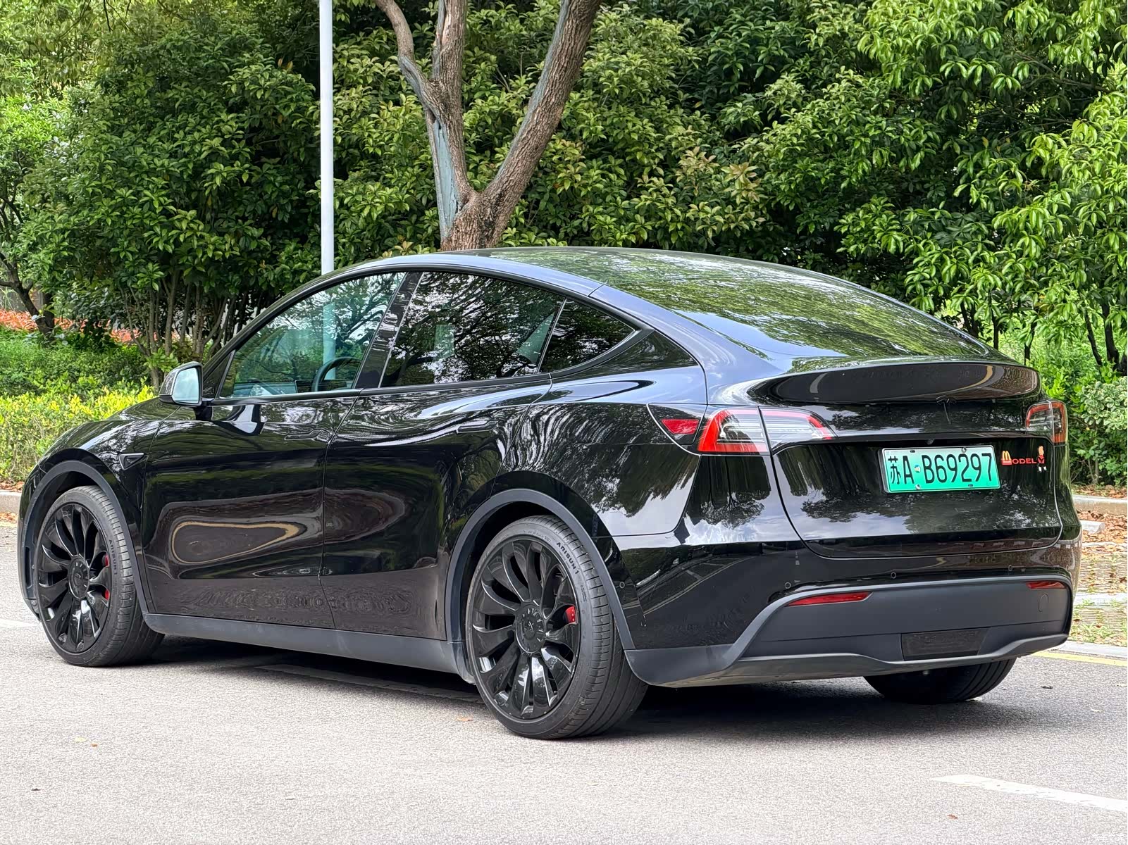 Tesla Model Y, 2022 6