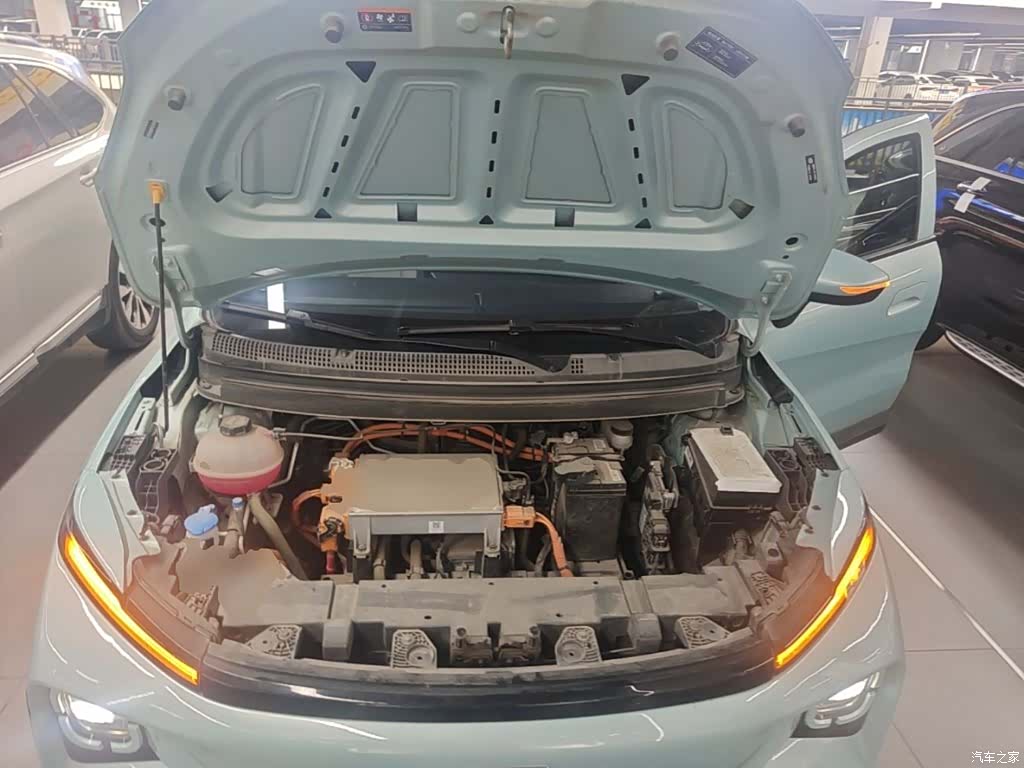 Geely E, 2023 16