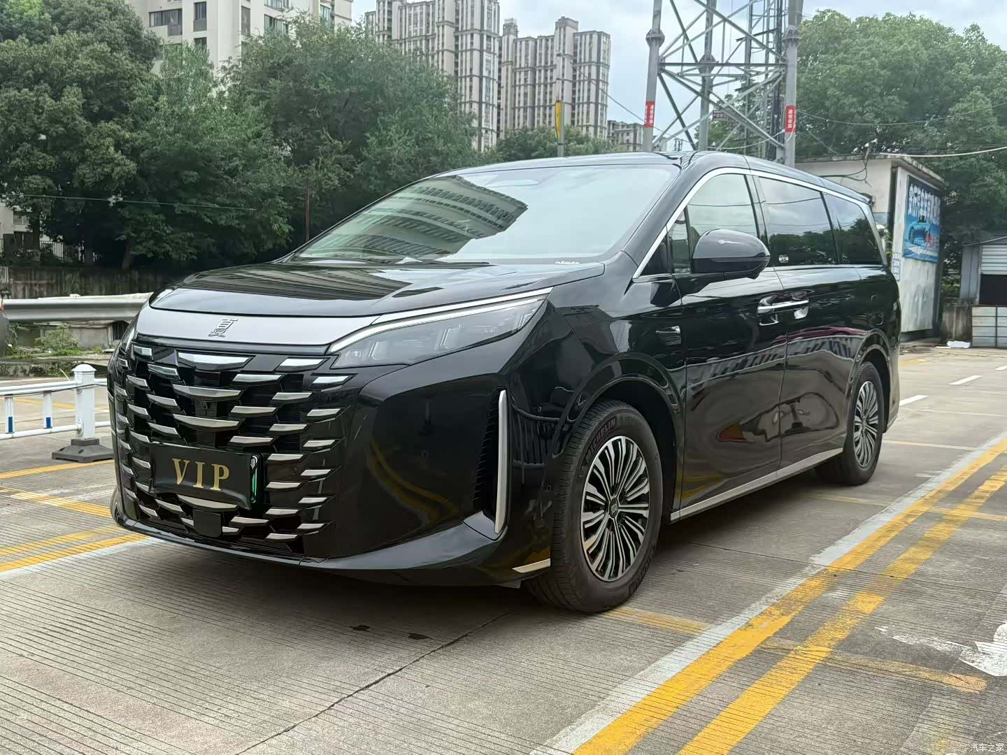 BYD Xia, 2025 1