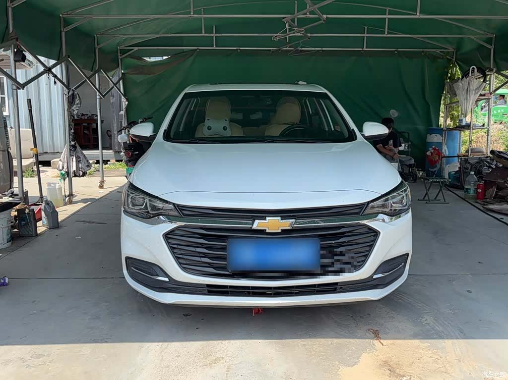 Chevrolet 320, 2021 3