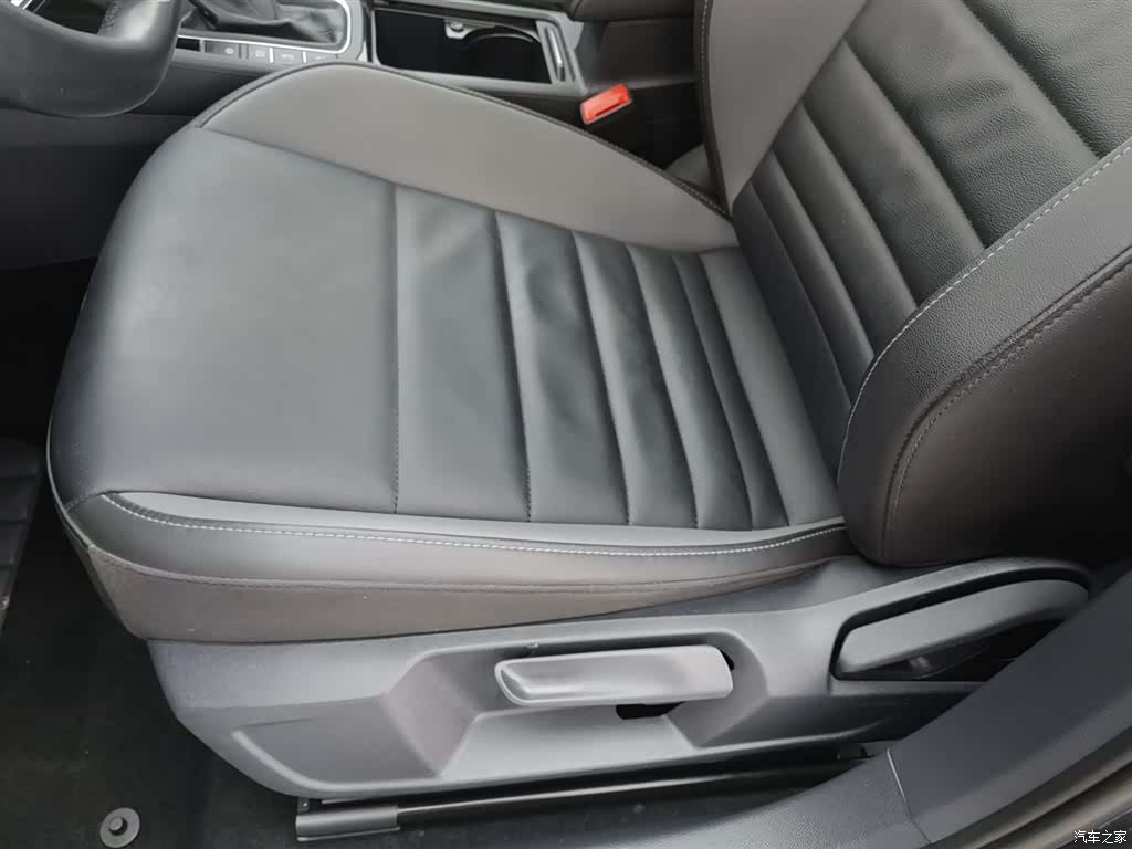 Volkswagen Sagitar, 2021 20