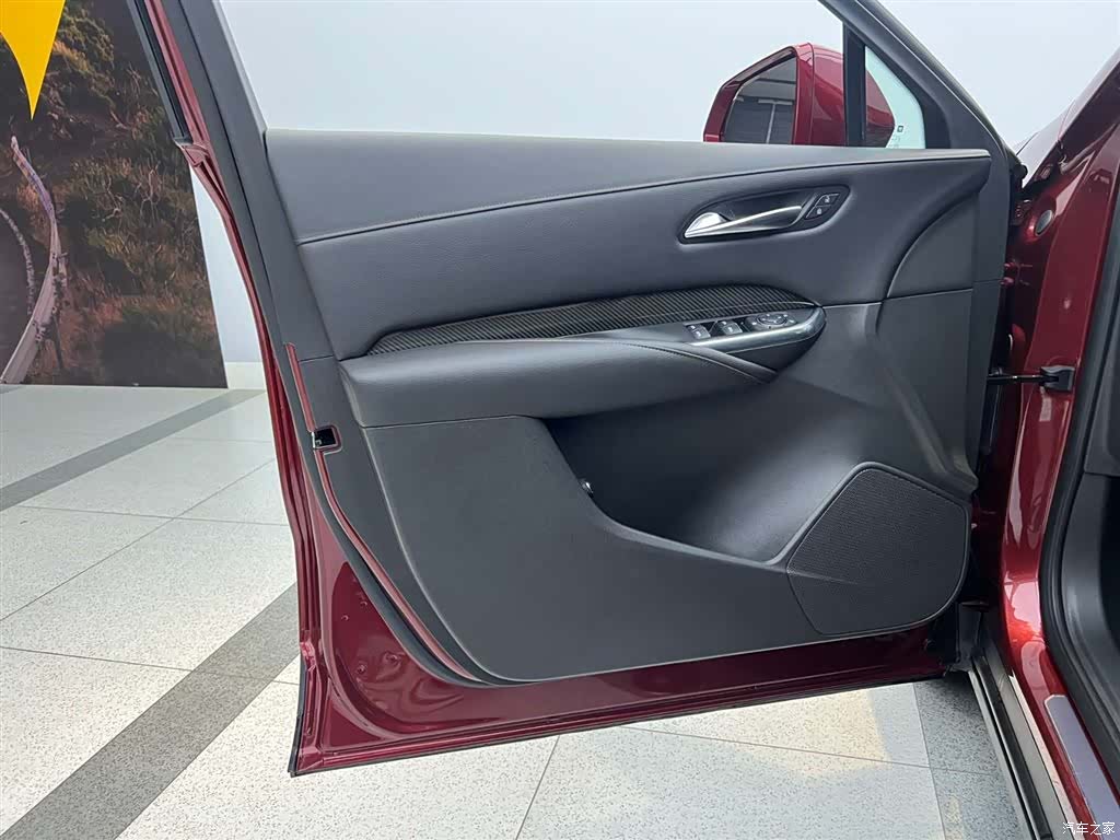 Cadillac XT4, 2019 13