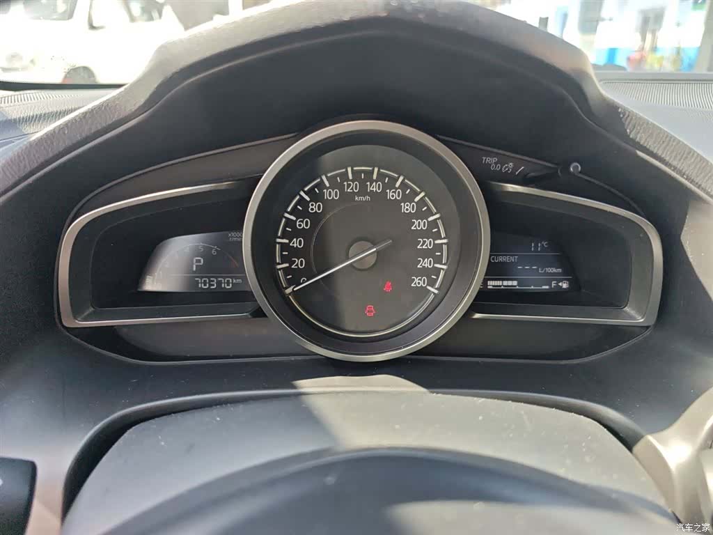 Mazda Mazda3, 2019 12