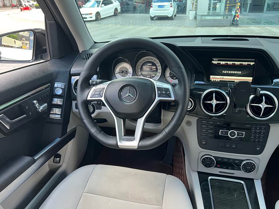 Mercedes-Benz GLK class