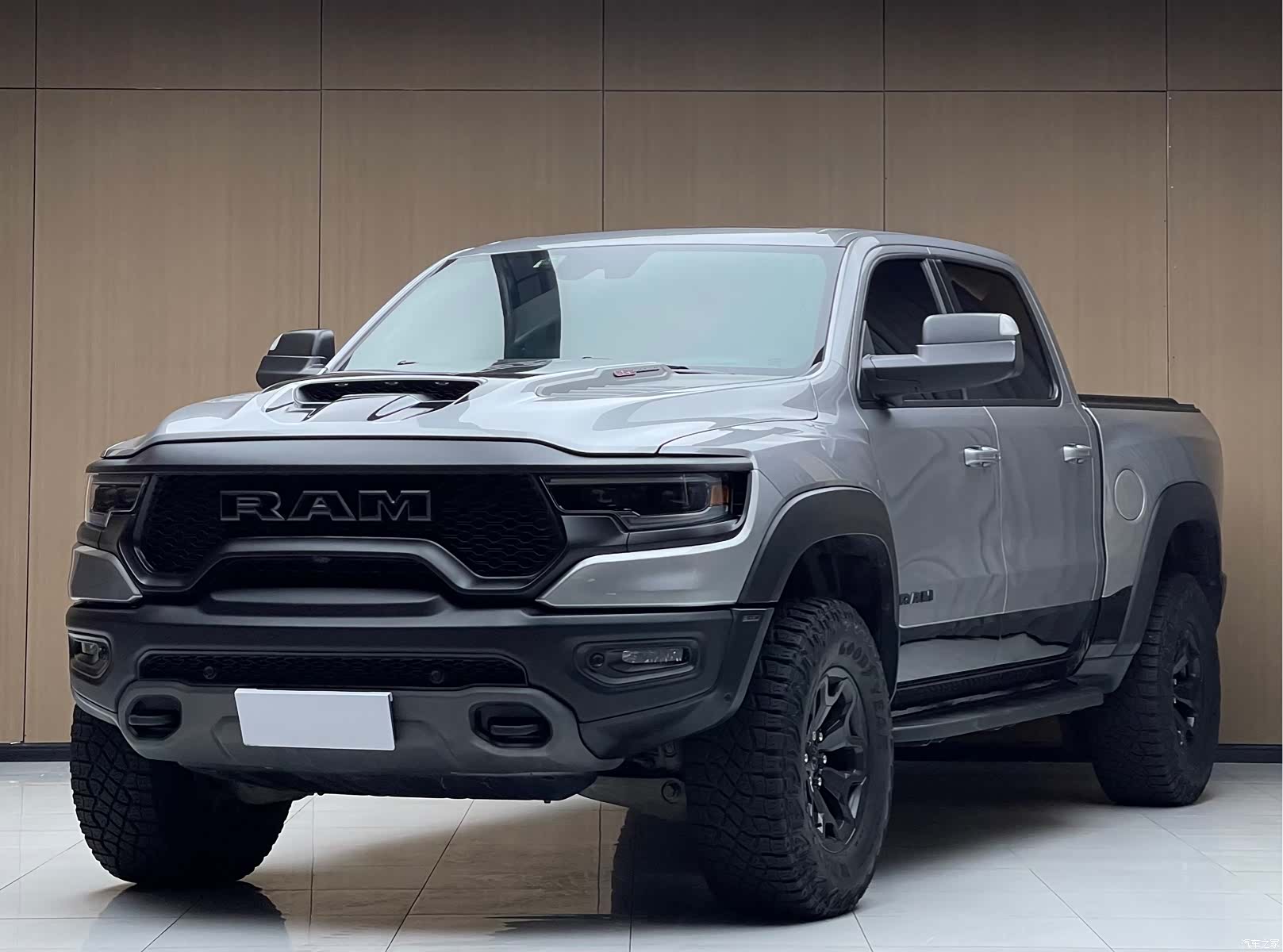 RAM Trucks, 2023 1