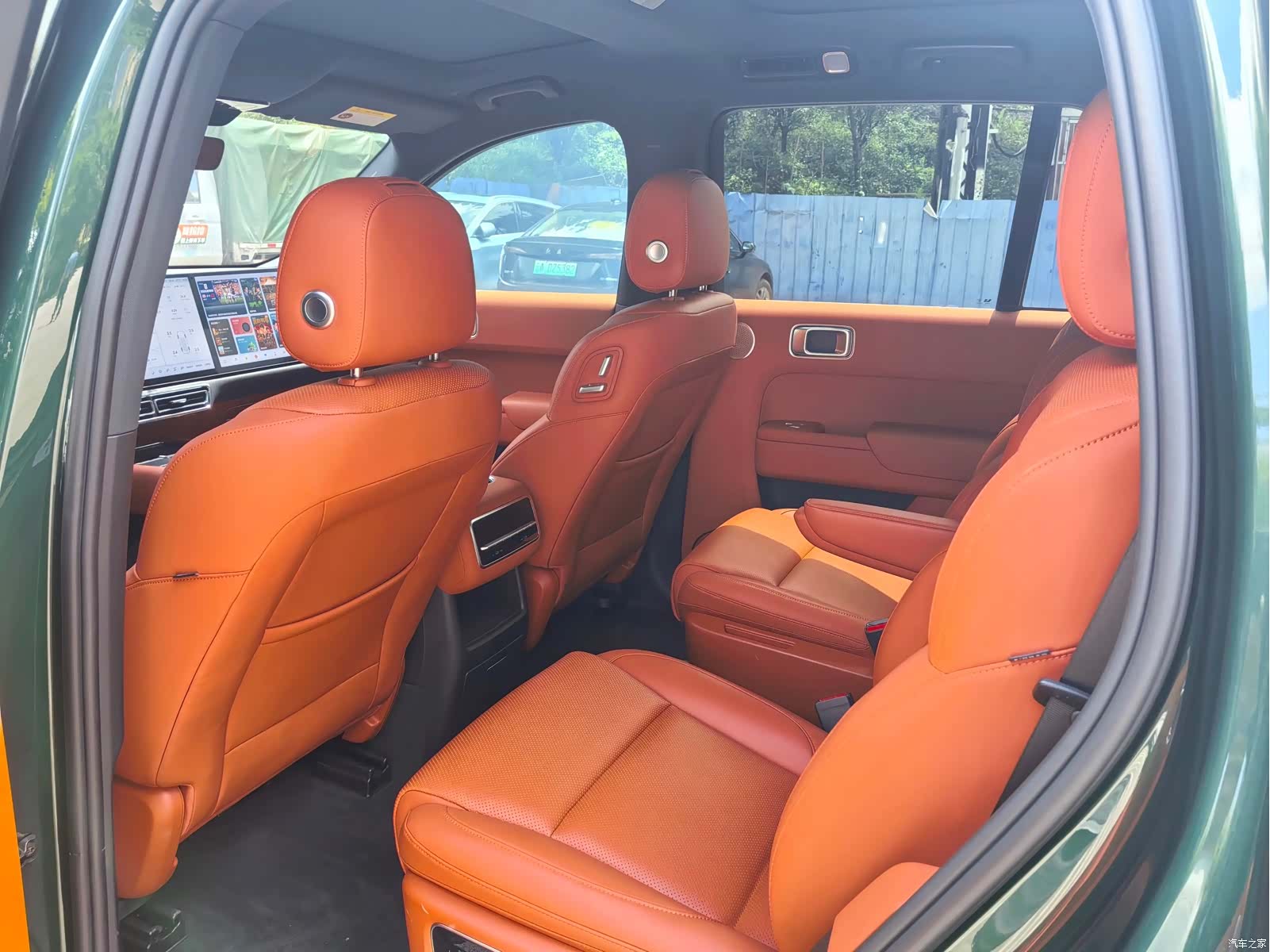 Li Auto L8, 2023 все фото