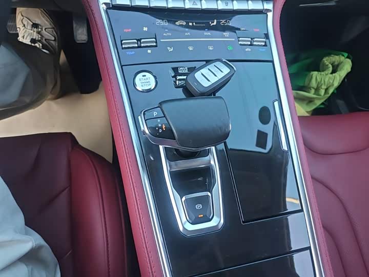 Changan CS85 COUPE 2019 1.5T DCT dong ban China VI