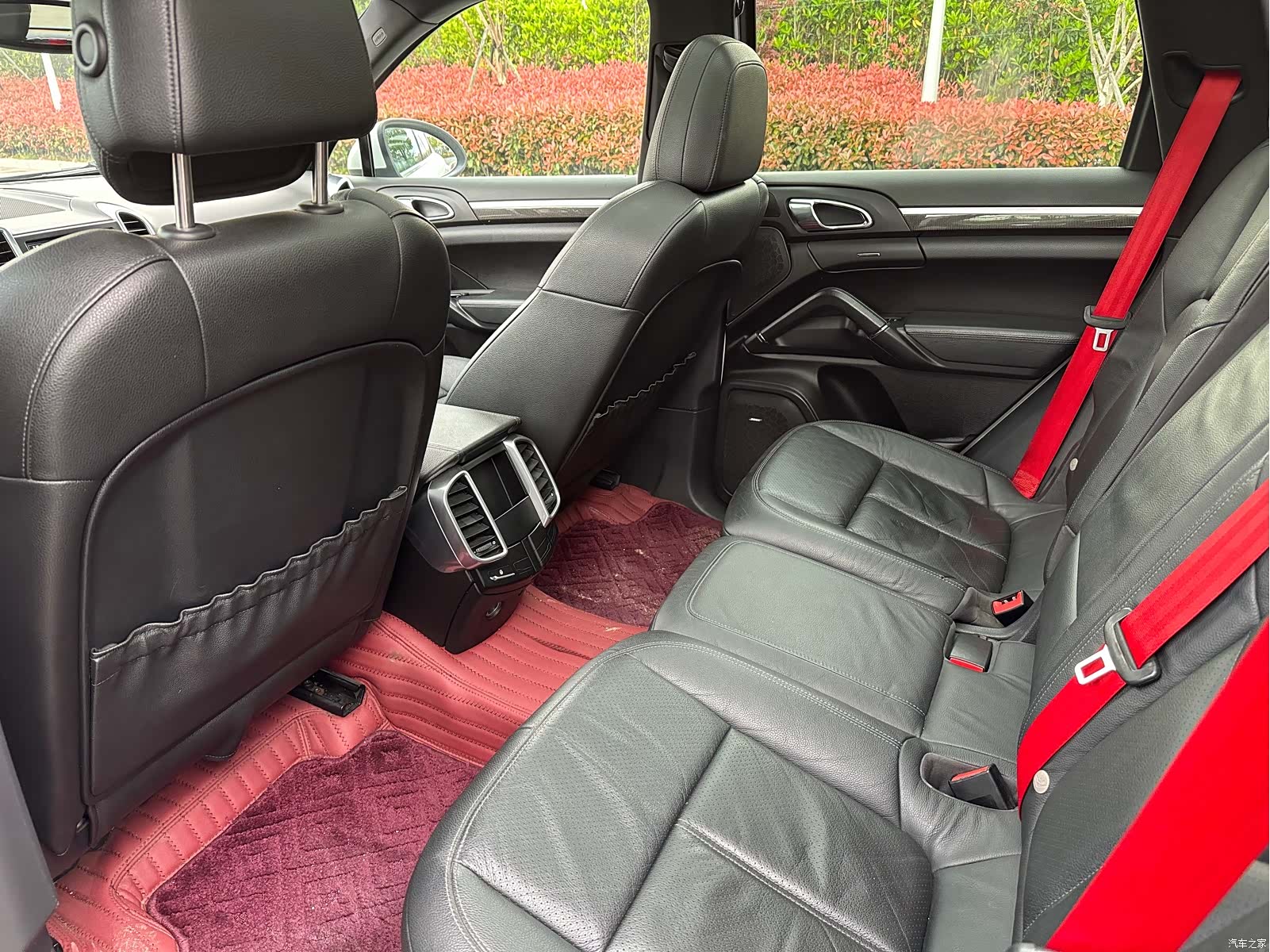 Porsche Cayenne, 2012 10