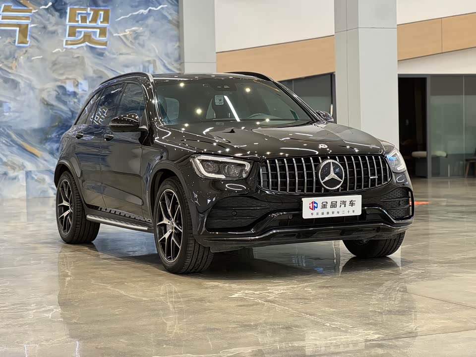 Mercedes-Benz GLC AMG