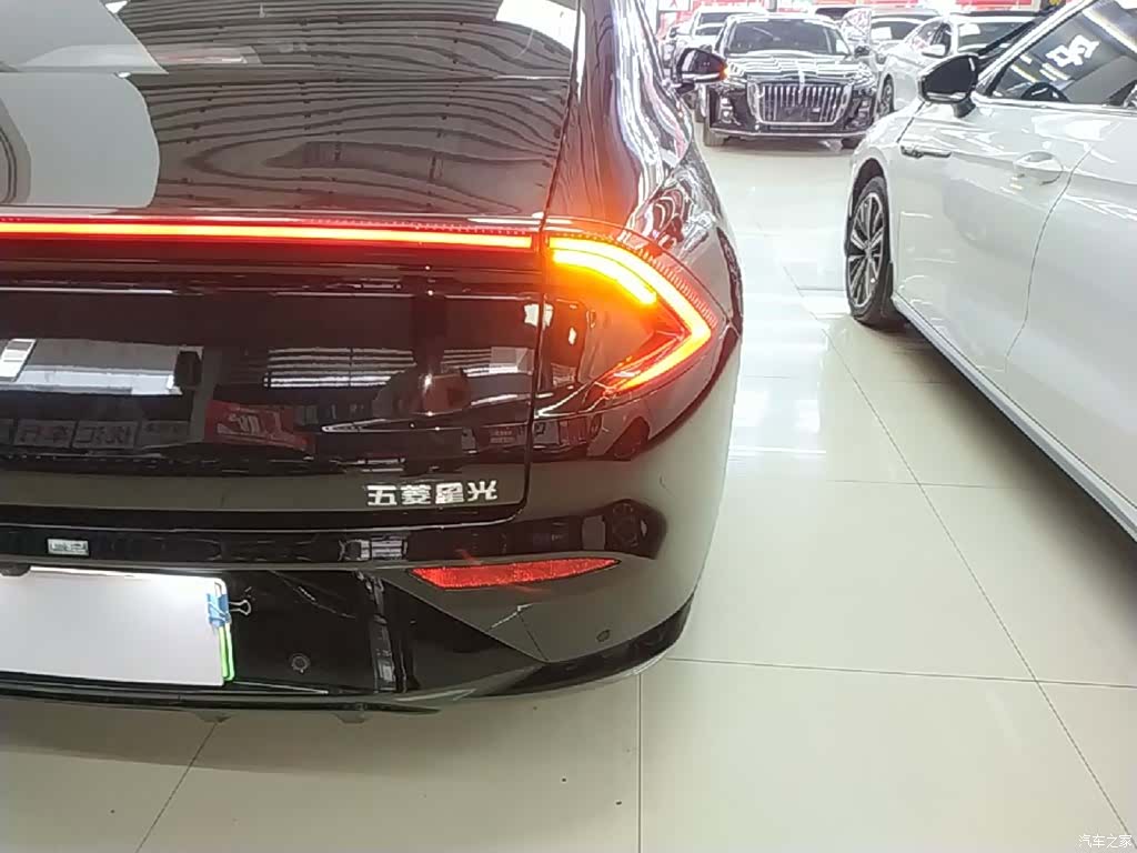 Wuling Starlight, 2025 8