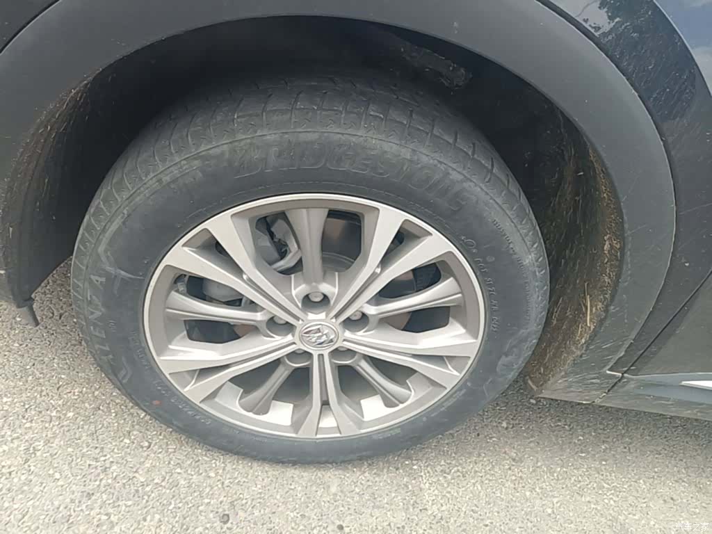 Buick Envision Plus, 2022 23