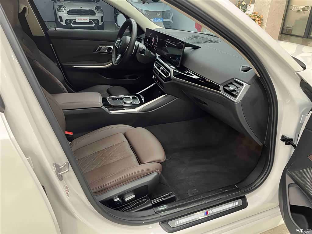 BMW 3 Series, 2023 12