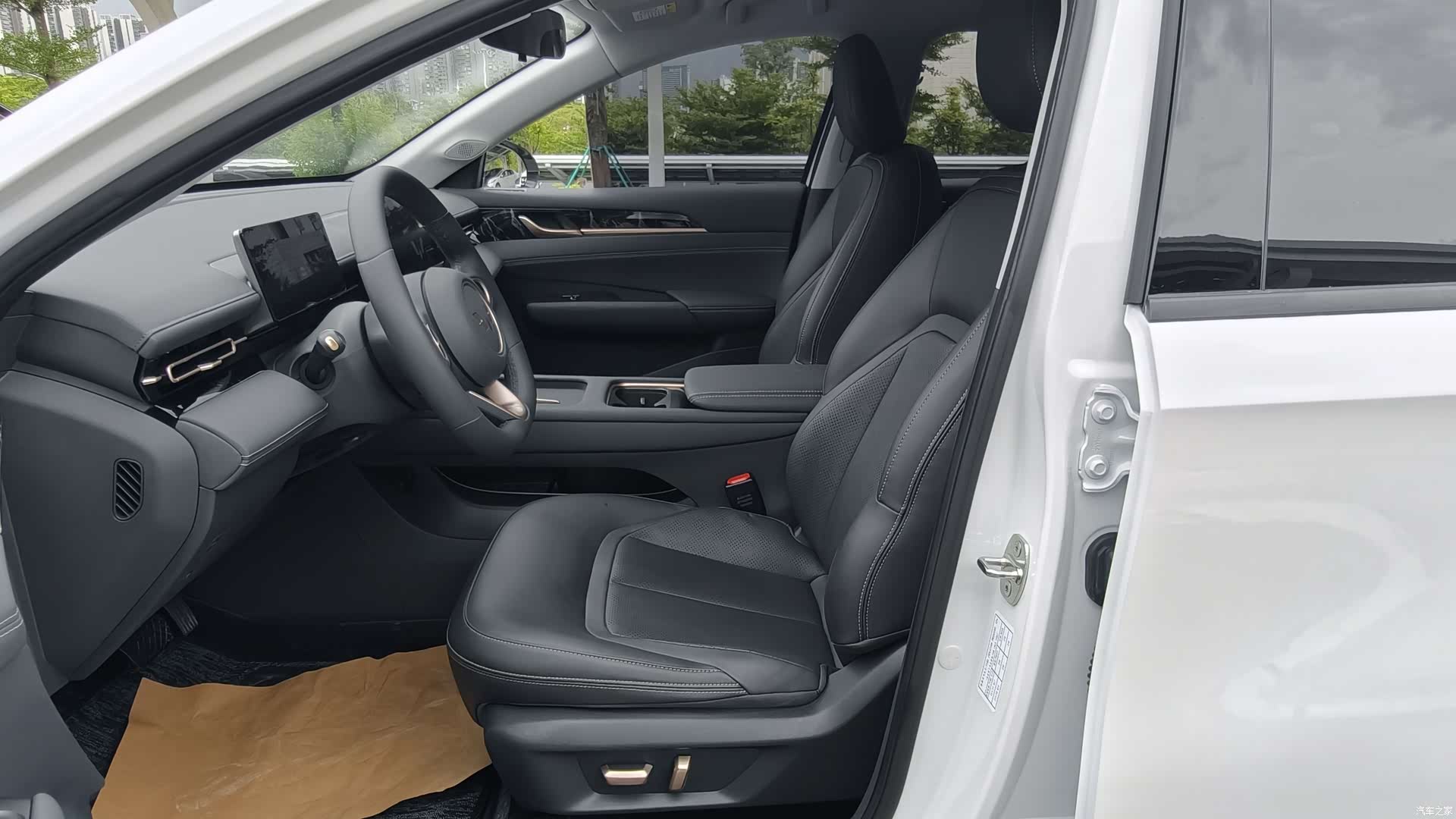 Wuling Starlight, 2025 10