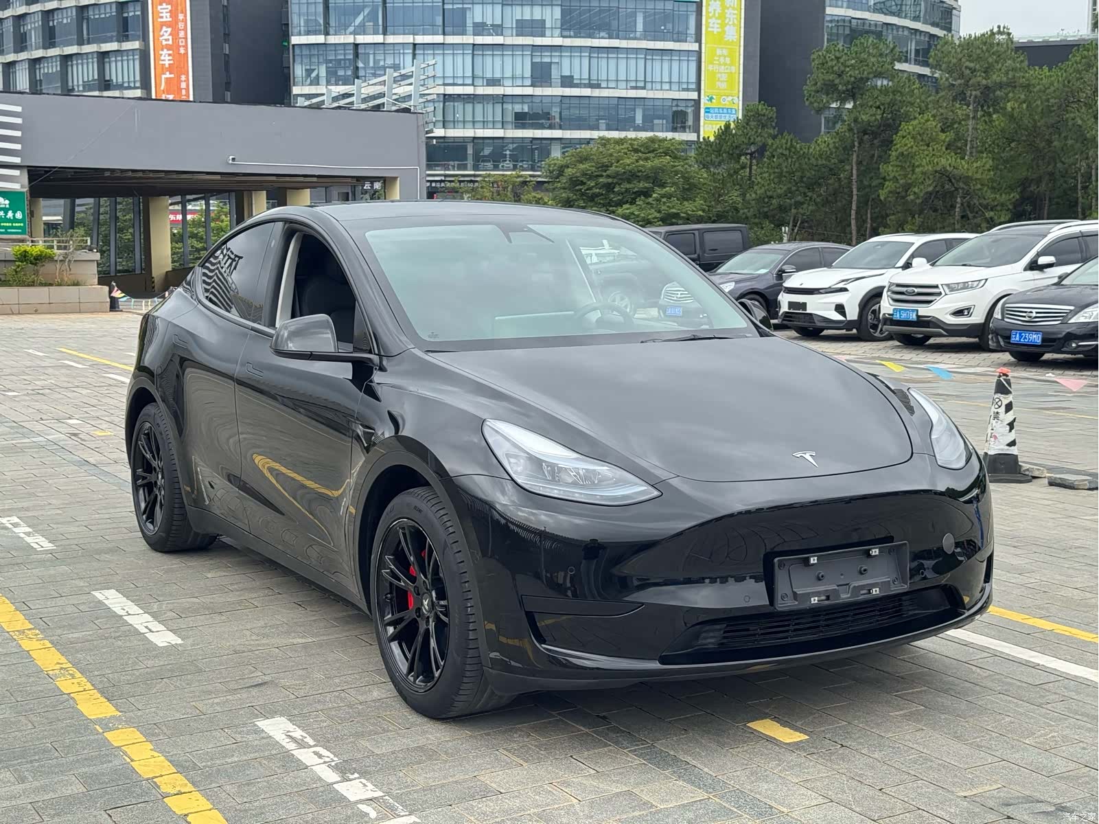 Tesla Model Y, 2022 9