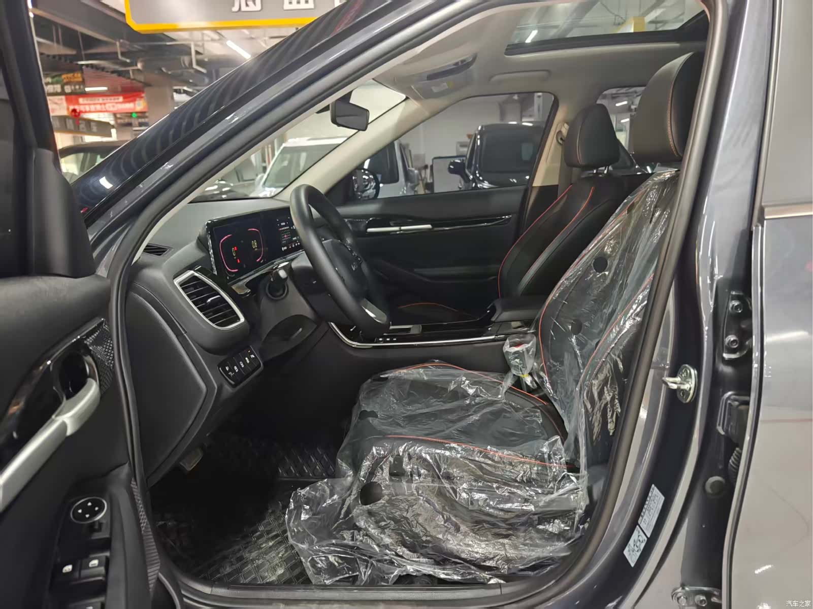 Kia Seltos, 2023 4