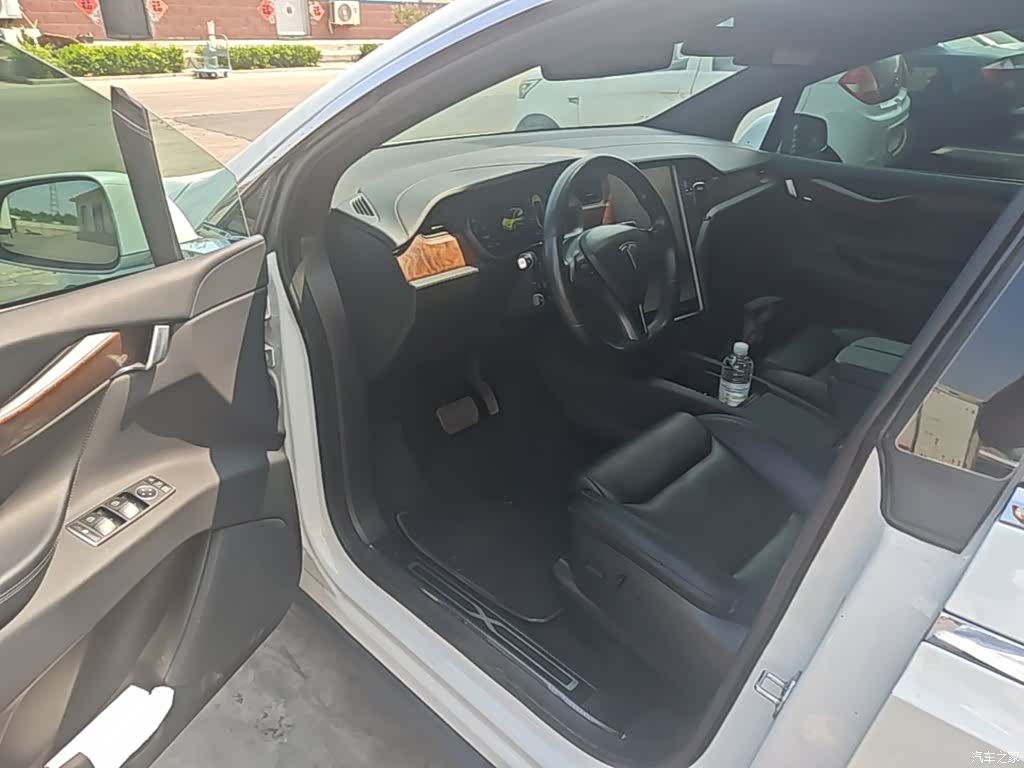 Tesla Model X, 2020 16