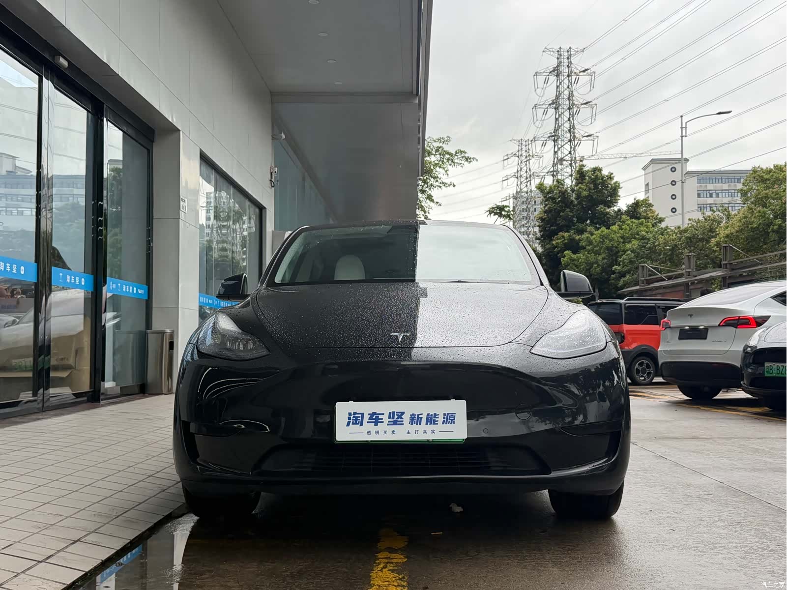 Tesla Model Y, 2023 2