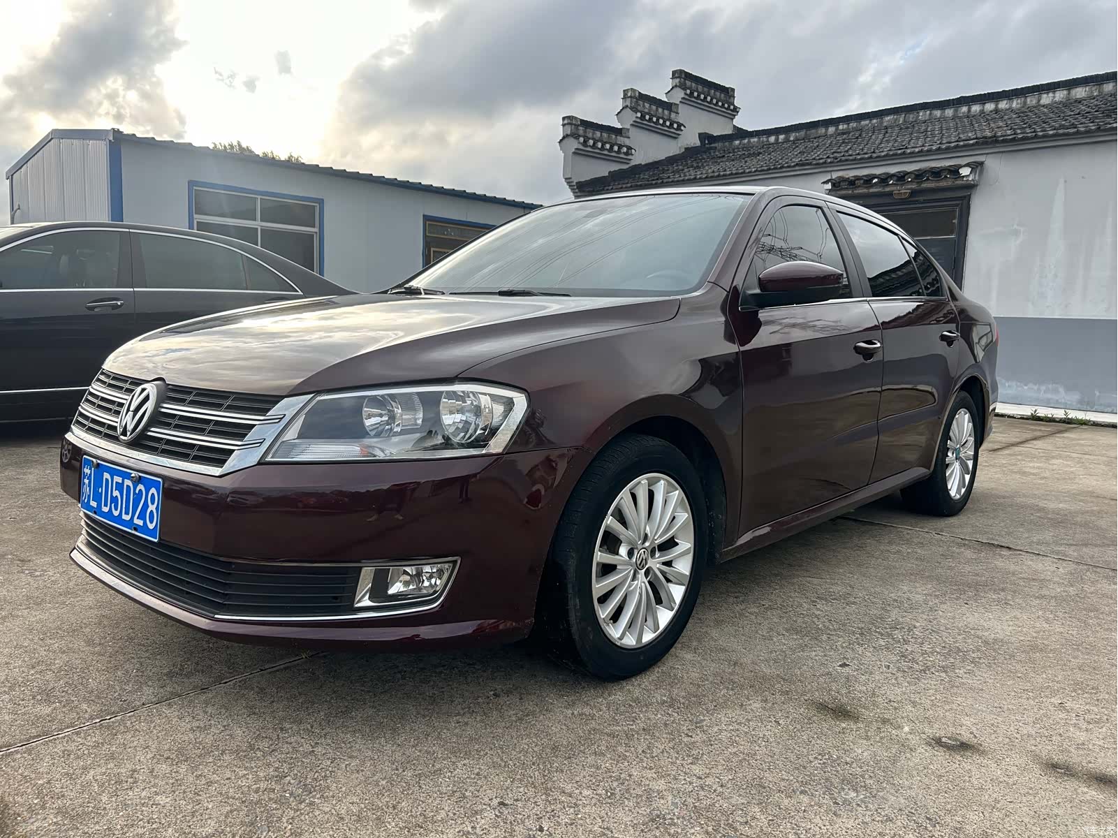 Volkswagen Lavida, 2012 1