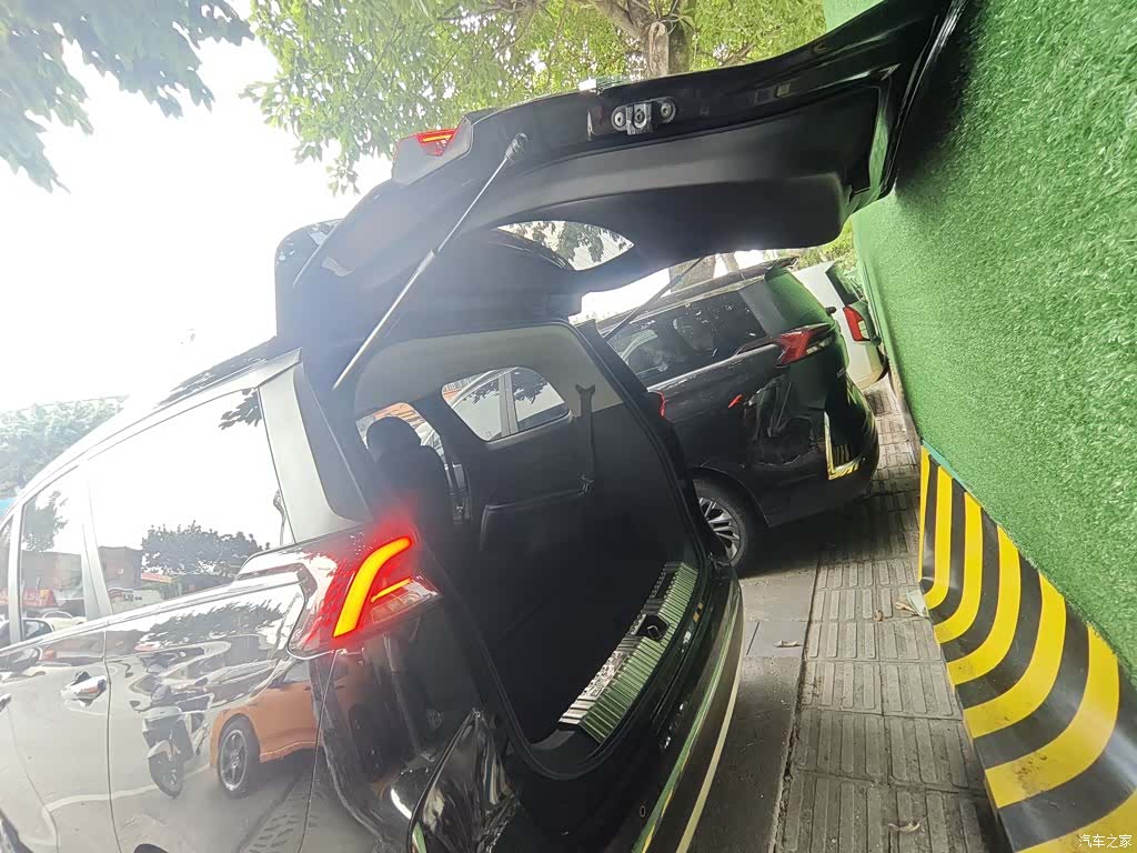 Maxus G50, 2023 19